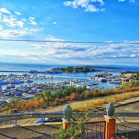 Victoria - A Luxury With Icredible Seaview Apartament *