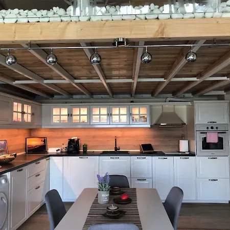شقة Victoria - A Luxury With Icredible Seaview *