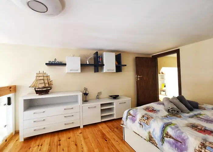 Апартамент Victoria - A Luxury With Icredible Seaview *