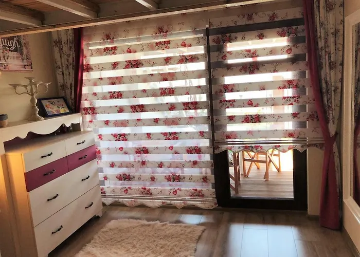 Victoria - A Luxury With Icredible Seaview Апартамент